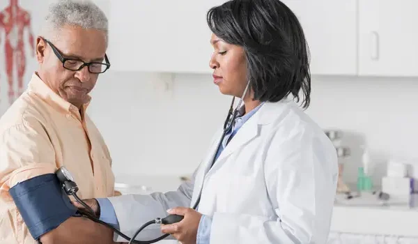 10 Cara Menjaga Jantung Sehat di Usia Lanjut