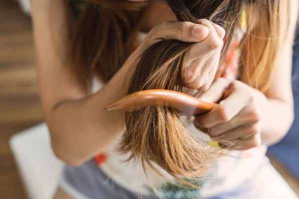 5 Hal yang Harus Dihindari Agar Rambut Tidak Cepat Rusak